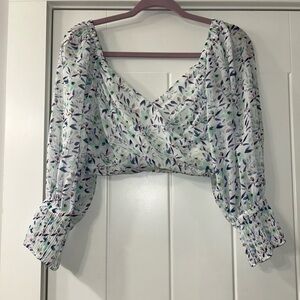 Allison New York beautiful cropped top
